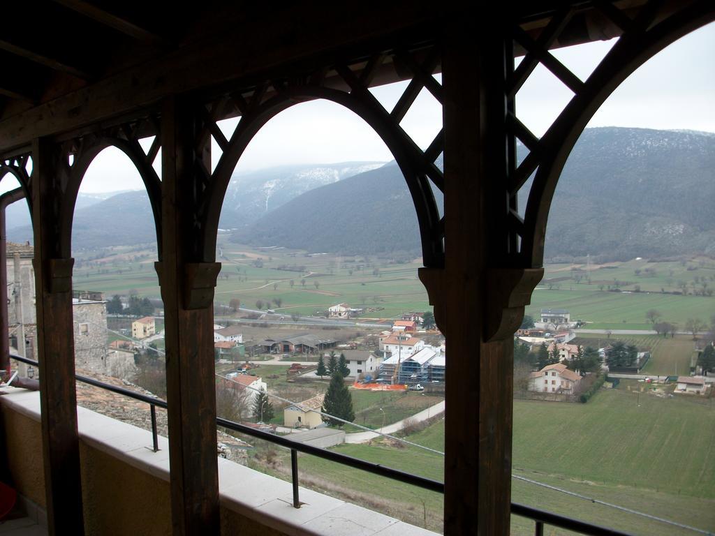 La Loggia Di Federico Hotel Navelli Exterior photo